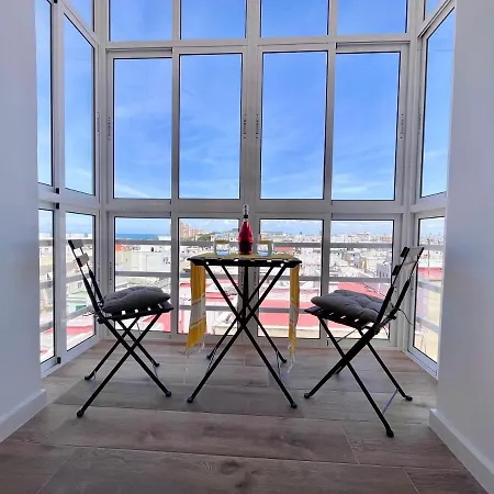 Apartment Gatu El Mirador De La Vina, Preferente Mayores De 25 Anos Y Familias Cadiz