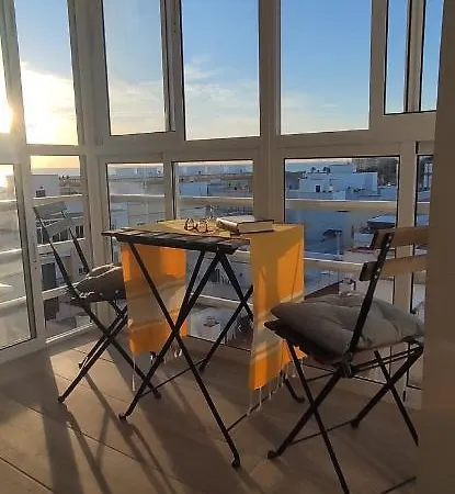 Apartment Gatu El Mirador De La Vina, Preferente Mayores De 25 Anos Y Familias Cadiz